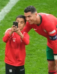 EURO thắt chặt an ninh sau vụ fan cuồng Ronaldo